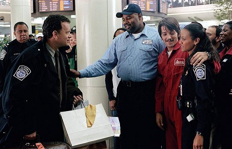 Barry Shabaka Henley, Tom Hanks, Chi McBride, Diego Luna, Zoe Saldana - The Terminal - Photos