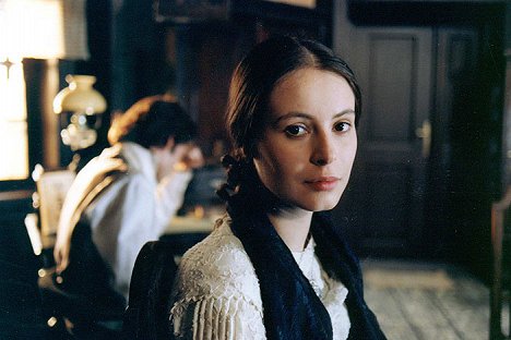 Lenka Vlasáková - Poe a vražda krásné dívky - Z filmu