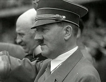 Adolf Hitler - Přehlídka národů - Z filmu