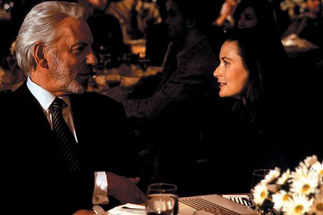 Donald Sutherland, Demi Moore - Škandalózne odhalenie - Z filmu