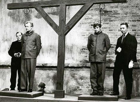 Rudolf Hrušínský, Jiří Šlitr, Jiří Suchý, Gustav Oplustil - Crimen en el teatro - De la película