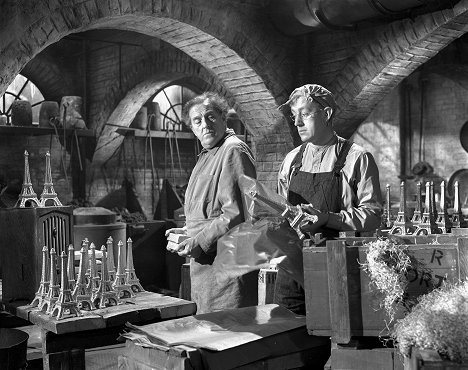 Stanley Holloway, Alec Guinness - The Lavender Hill Mob - Photos