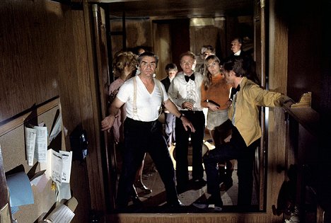 Ernest Borgnine, Eric Shea, Red Buttons, Carol Lynley - Tragedia "Posejdona" - Z filmu
