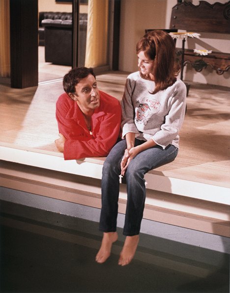 Peter Sellers, Claudine Longet - The Party - Photos