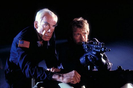 Lee Marvin, Chuck Norris - The Delta Force - Photos