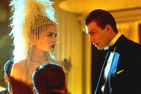 Lara Flynn Boyle, Christian Slater - Mobsters - Photos