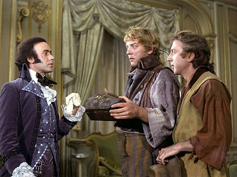 Victor Spinetti, Donald Sutherland, Gene Wilder - Start the Revolution Without Me - Photos
