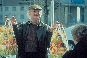 Jim Broadbent - Iris - De la película