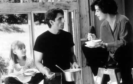 Julia Devin, Vincent Spano, Moira Kelly - The Tie That Binds - Film