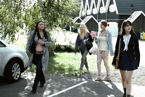 Stephanie León, Julie Grundtvig Wester, Honey Shain, Malou Reymann - Se min kjole - Do filme