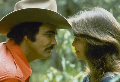 Burt Reynolds, Sally Field - Tu fais pas le poids shérif ! - Film
