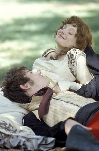 Jonathan Rhys Meyers, Romola Garai - Vanity Fair - Van film