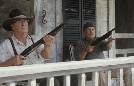 Michael Caine, Robert Duvall - Secondhand Lions - Photos