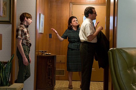 Aaron Wolff, Sari Lennick, Michael Stuhlbarg - A Serious Man - Van film