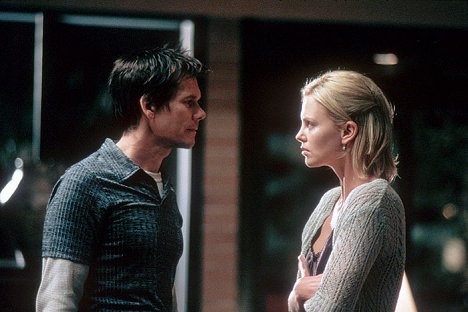 Kevin Bacon, Charlize Theron - Trapped - Photos