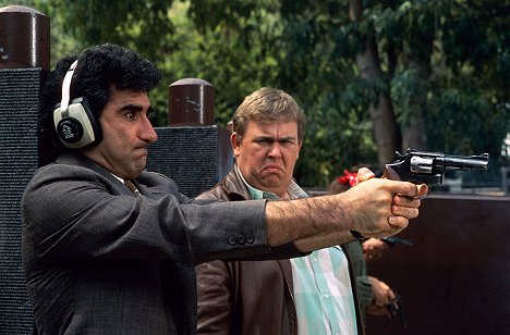Eugene Levy, John Candy - Armed and Dangerous - Photos