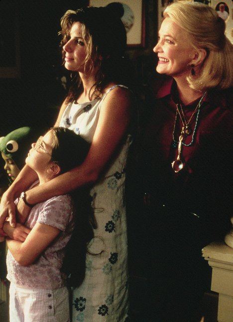 Mae Whitman, Sandra Bullock, Gena Rowlands - Přístav naděje - Z filmu