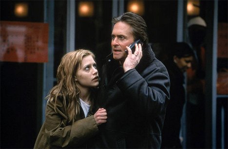 Brittany Murphy, Michael Douglas - Nikomu ani słowa - Z filmu