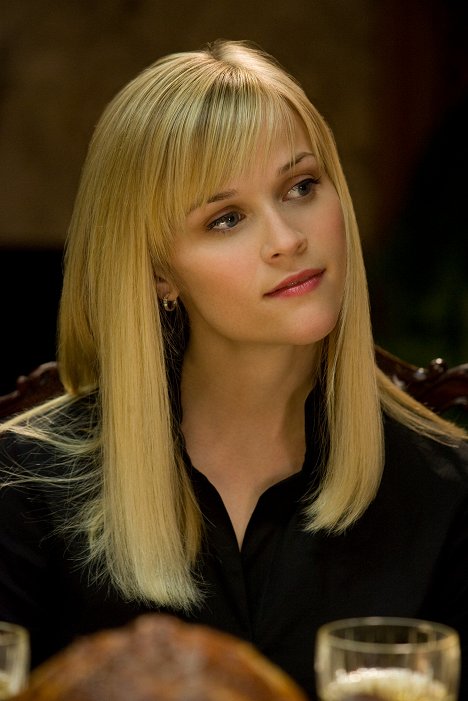 Reese Witherspoon - Four Christmases - Photos