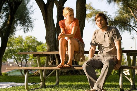 Radha Mitchell, Luke Wilson - Henry Poole Is Here - Photos