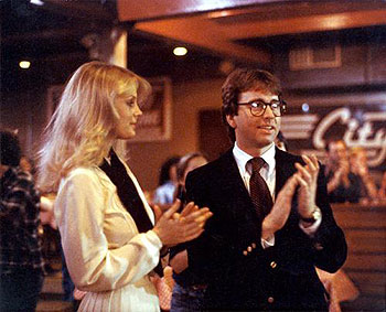 Dorothy Stratten, John Ritter - Smiechu warte - Z filmu