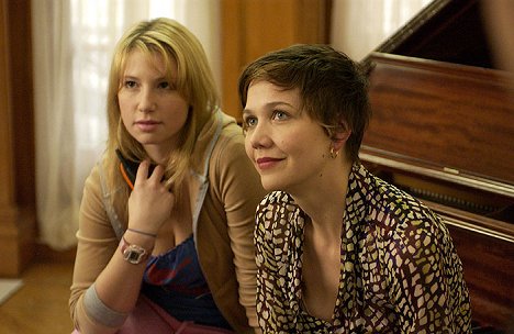 Ari Graynor, Maggie Gyllenhaal - Začít úplně jinak - Z filmu