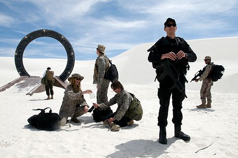 Brian J. Smith - SGU Stargate Universe - Photos