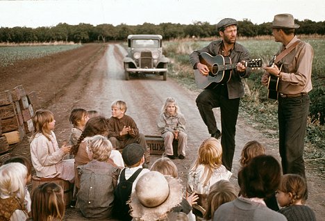 David Carradine, Ronny Cox - Bound for Glory - Photos