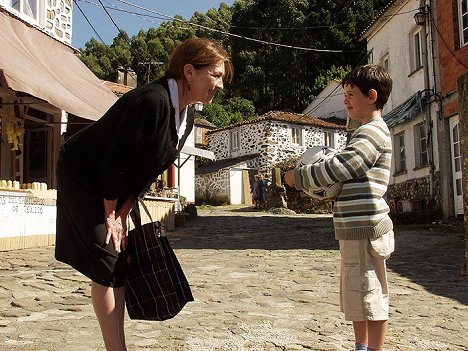 Carmen Maura, Santiago Barón - The Promise - Photos