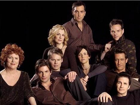 Scott Lowell, Thea Gill, Peter Paige, Sharon Gless, Randy Harrison, Michelle Clunie, Robert Gant, Gale Harold, Hal Sparks - Queer as Folk - Promoción