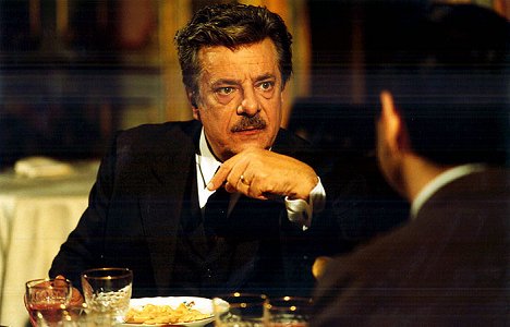 Giancarlo Giannini - Máshol jár a szív - Filmfotók