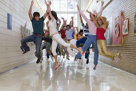 Zac Efron, Vanessa Hudgens, Monique Coleman, Lucas Grabeel, Ashley Tisdale - High School Musical 2 - Z filmu
