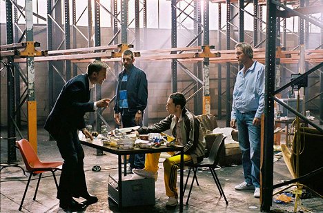 Daniel Craig, Burn Gorman - Po krk v extázi - Z filmu
