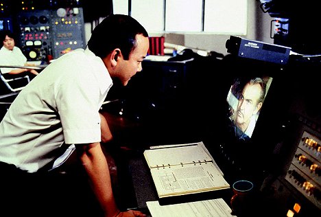 Clyde Kusatsu, Sean Connery - Meteor - Z filmu
