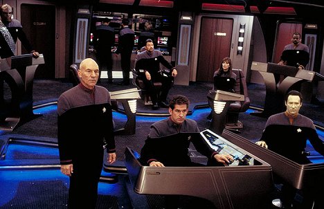 Patrick Stewart, Jonathan Frakes, Marina Sirtis, Brent Spiner, LeVar Burton - Star Trek: Némesis - De la película