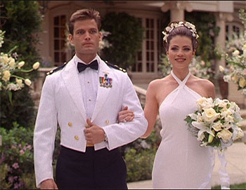 Casper Van Dien, Yasmine Bleeth - Titans - De la película