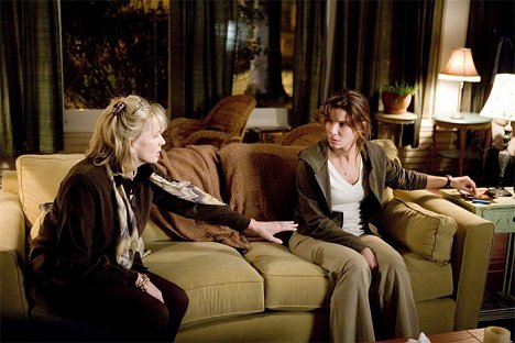 Kate Nelligan, Sandra Bullock - Paha aavistus - Kuvat elokuvasta