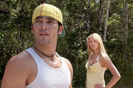 Tyler Hoechlin, Kate Todd - Grizzly Rage - Film