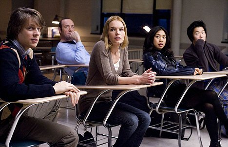 Jacob Pitts, Kevin Spacey, Kate Bosworth, Liza Lapira, Aaron Yoo - 21 - Kuvat elokuvasta