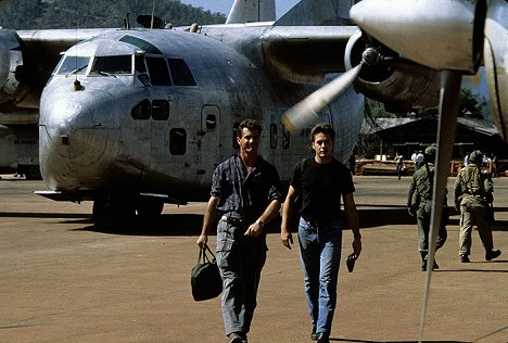Mel Gibson, Robert Downey Jr. - Air America - Filmfotos
