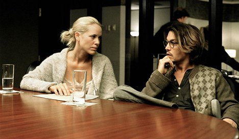 Maria Bello, Johnny Depp - Secret Window - Van film