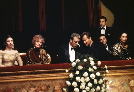 Sofia Coppola, Diane Keaton, Al Pacino, John Savage, Andy Garcia, Talia Shire - El padrino: parte III - De la película
