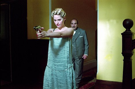 Aimee Mullins, David Suchet - Agatha Christie's Poirot - Five Little Pigs - De la película