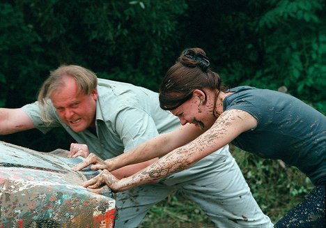 Igor Bareš, Theodora Remundová - Családi titkok - Filmfotók