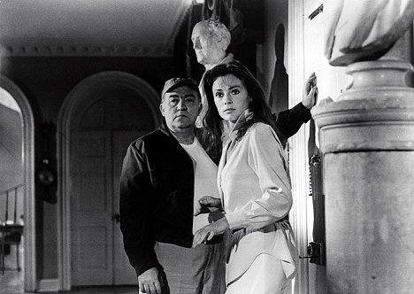 Ronald Radd, Jacqueline Bisset - The Spiral Staircase - Photos
