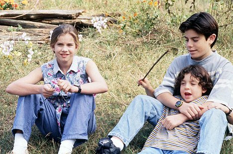 Anna Chlumsky, Asher Metchik, Aaron Michael Metchik - Trading Mom - Photos