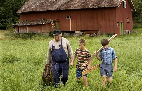 Börje Ahlstedt, Daniel Bragderyd, Hampus Nyström - Percy, Buffalo Bill a já - Z filmu