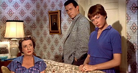Mildred Natwick, John Forsythe, Shirley MacLaine - The Trouble with Harry - Photos
