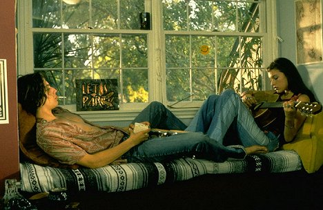 Shawn Andrews, Milla Jovovich - Dazed and Confused - Do filme