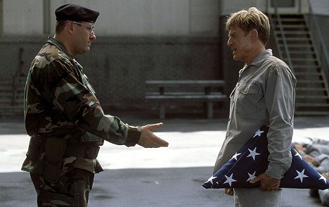 James Gandolfini, Robert Redford - Le Dernier Château - Film